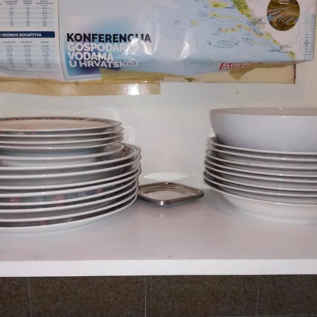 Apartament Pino *